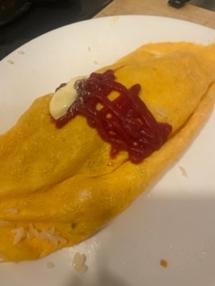 失敗無く作れる♡コンソメライスのオムライス