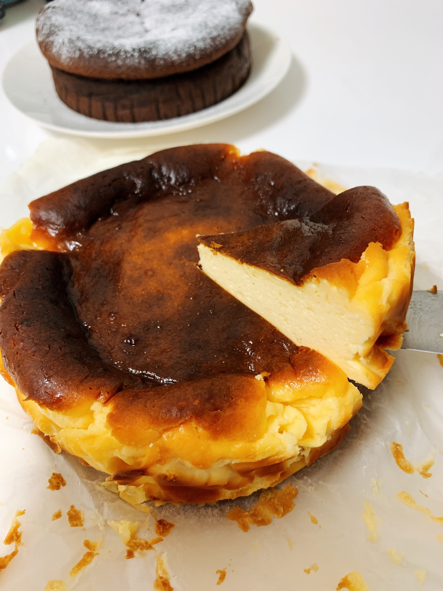 混ぜるだけ10分でできる!簡単バスク風チーズケーキ
