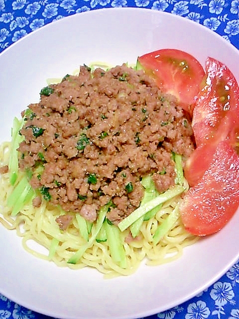 普通の冷やし中華に飽きたら 肉味噌麺