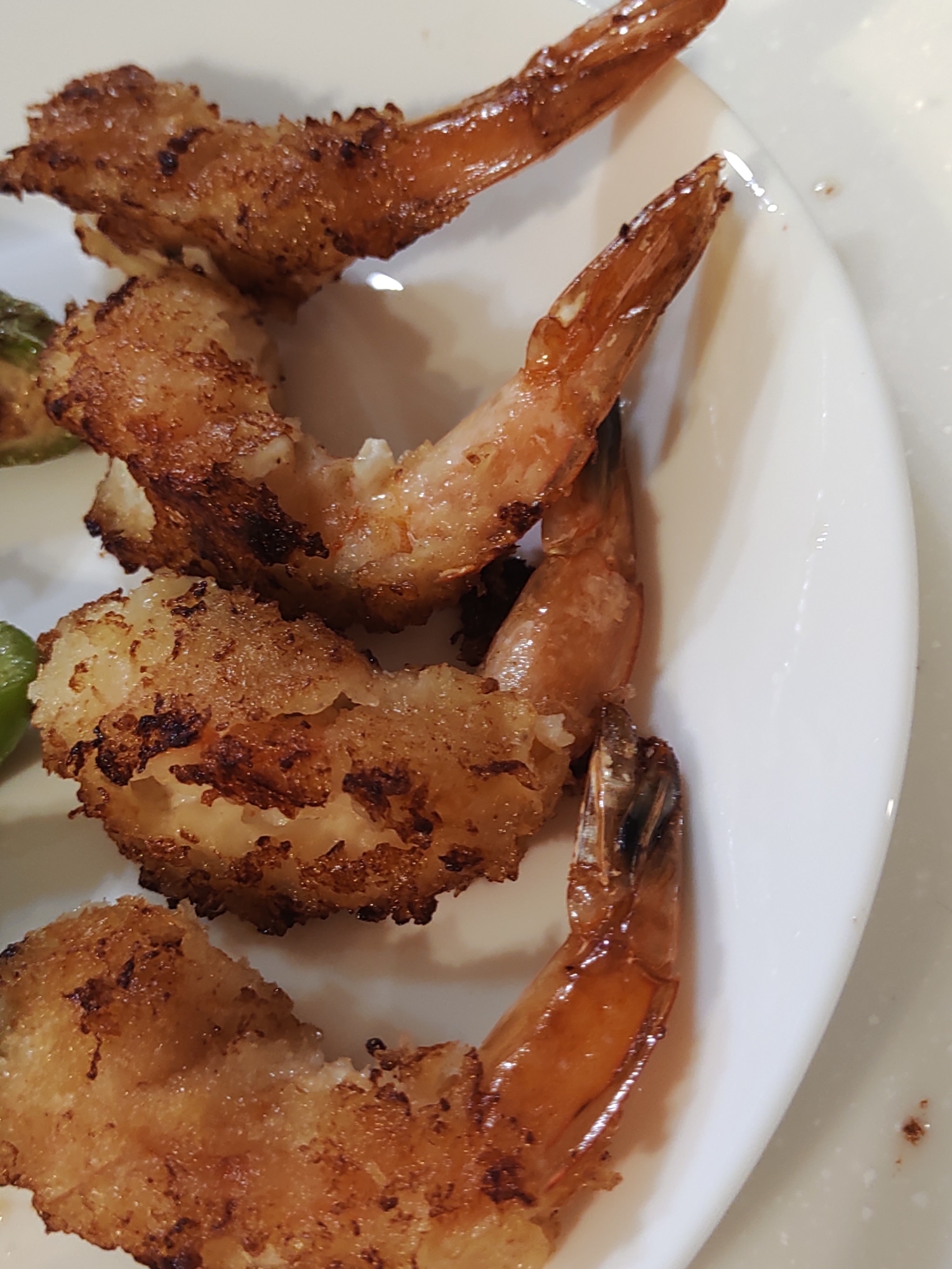 フライパンでエビフライ