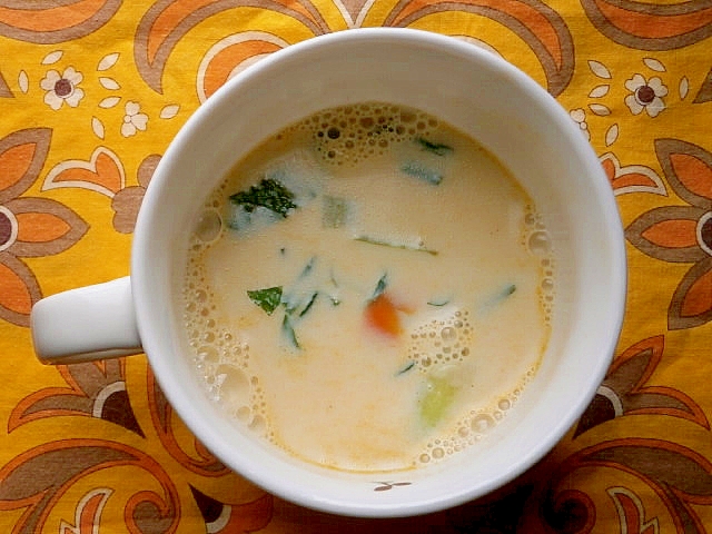 ラーメンスープで★青梗菜の豆乳スープ