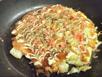 初めての米粉のお好み焼きでしたがお陰様でとっても美味しくでき、家族からも大好評でした(*´◒`*)♪ᵗʱᵃᵑᵏᵧₒᵤ♫