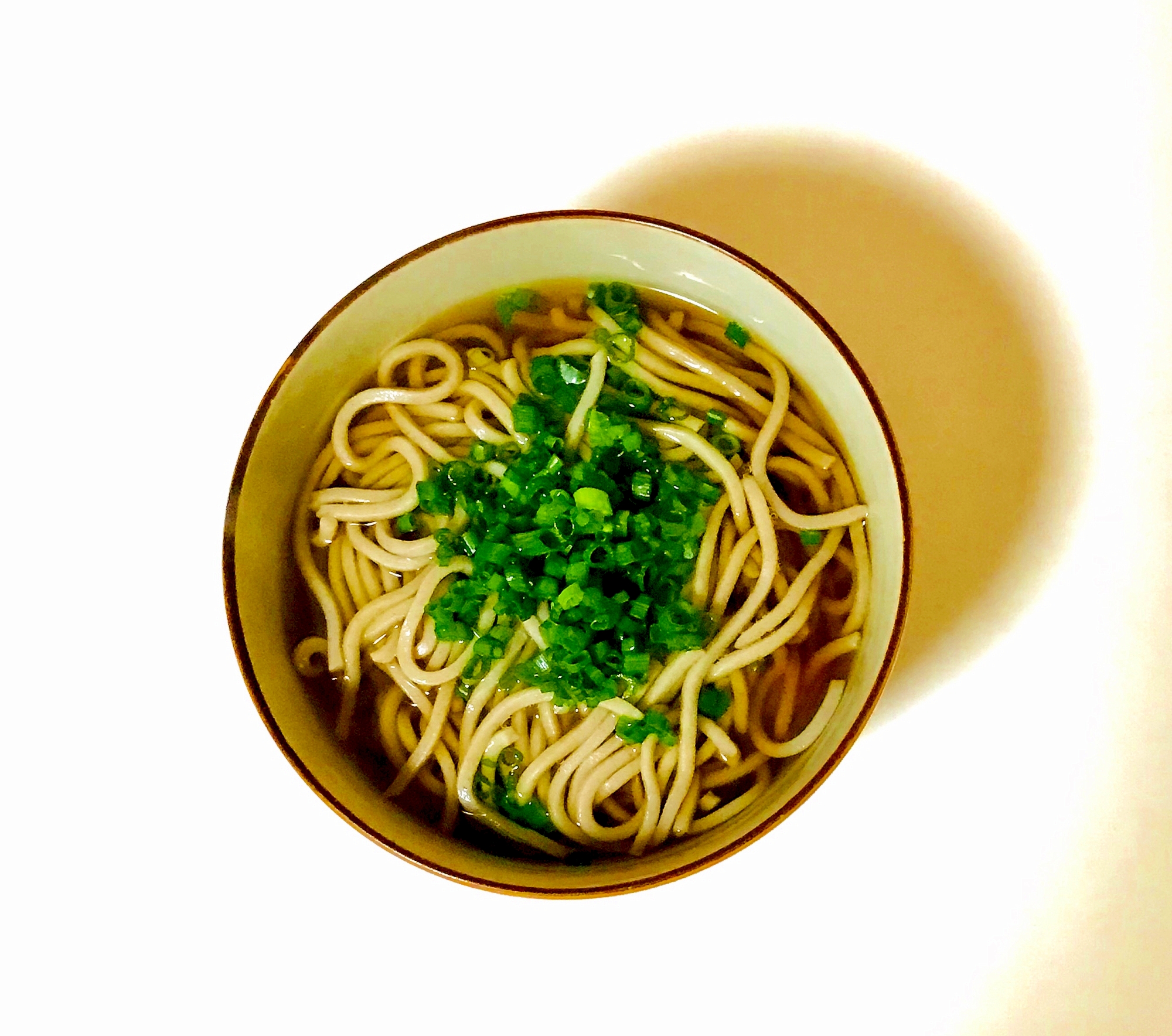 麺つゆで温かいそば