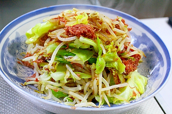 春キャベツとモヤシとコンビーフの炒めもの レシピ 作り方 By きばな 楽天レシピ