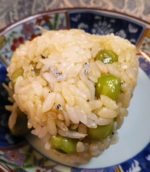 和歌山特産えんどう豆のおにぎり