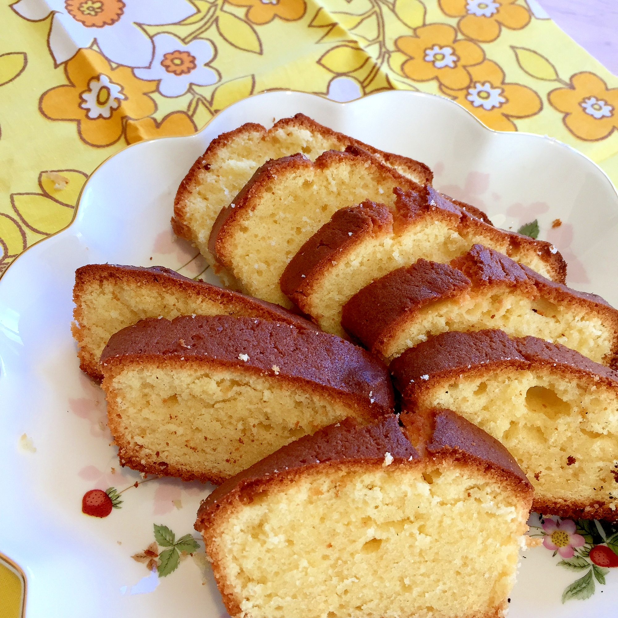 シンプルな材料で 失敗なしのパウンドケーキ レシピ 作り方 By はちまる00 楽天レシピ