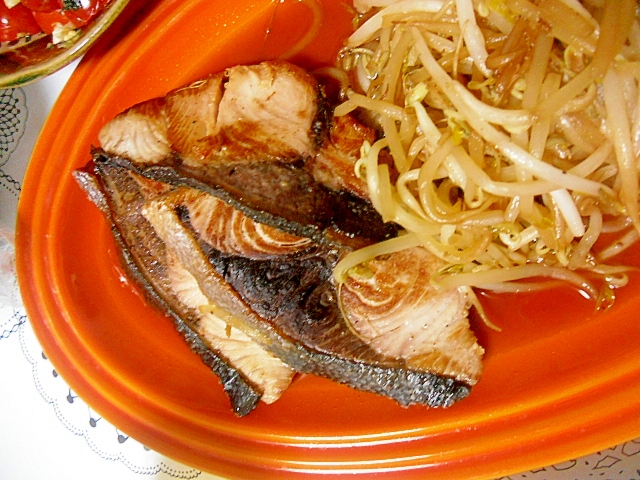 にんにく入りのぶりの照り焼き レシピ 作り方 By ミスチバス 楽天レシピ