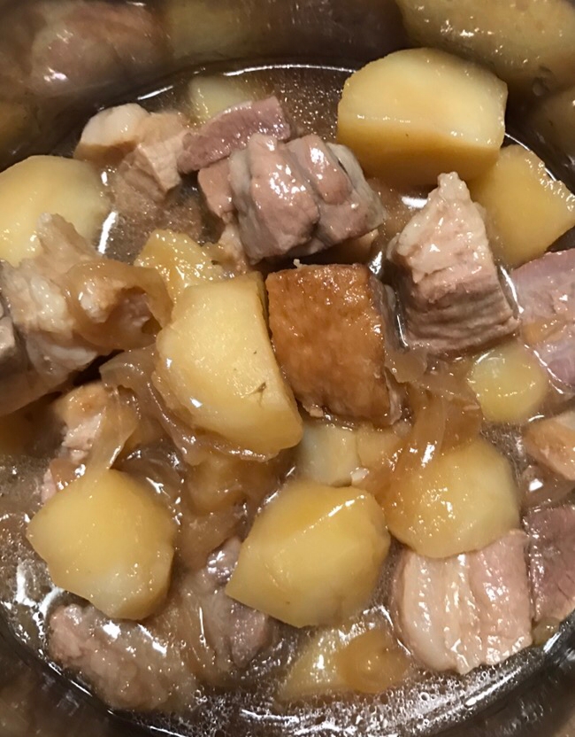 豚バラ肉とじゃがいもの煮物