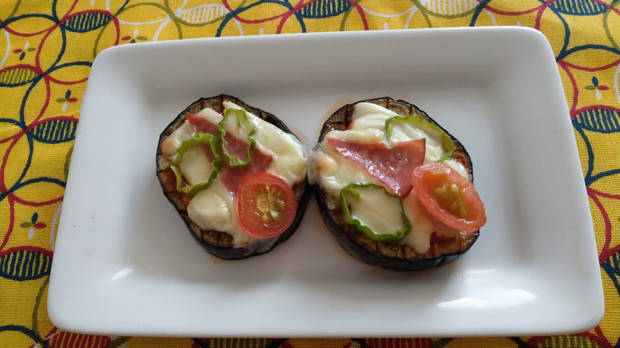 なすのイタリアンピザ