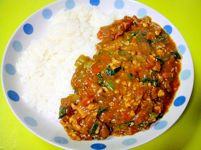 小松菜と鶏ひき肉のドライカレー