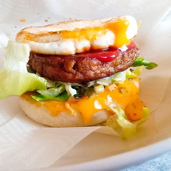 お家で簡単 マルシンハンバーグでチーズバーガー レシピ 作り方 By 愛情食堂300縁レシピ 楽天レシピ お家で簡単 マルシンハンバーグでチーズバーガー レシピ 作り方 By 愛情食堂300縁レシピ 楽天レシピ