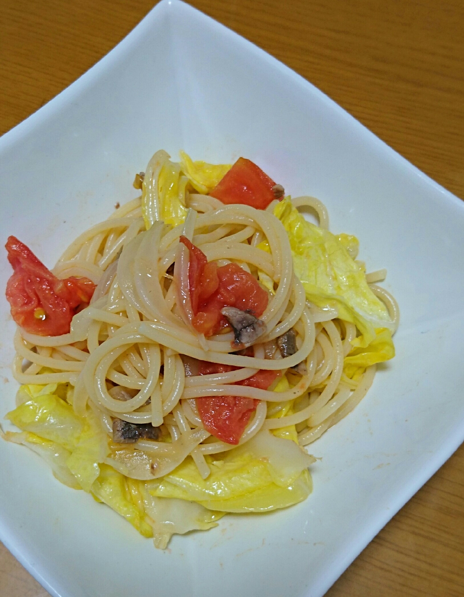 アンチョビと春野菜のトマトスパゲティ