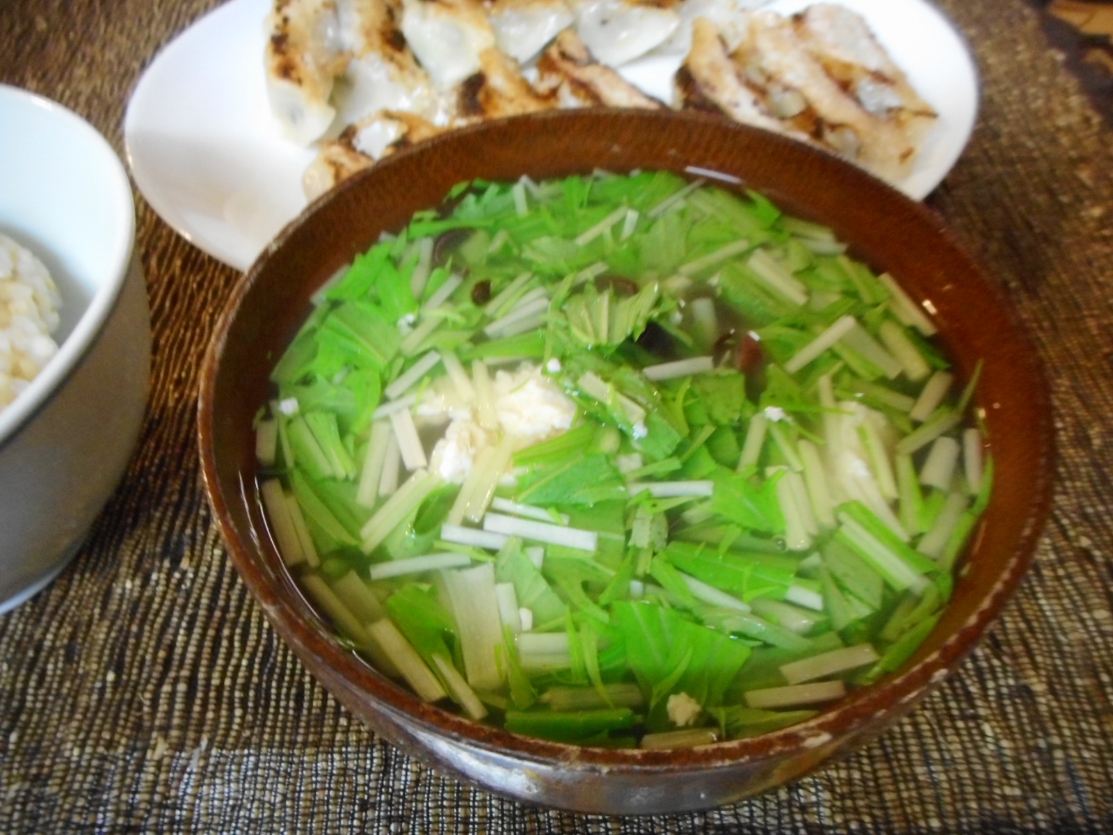 水菜と豆腐とキクラゲの和風スープ