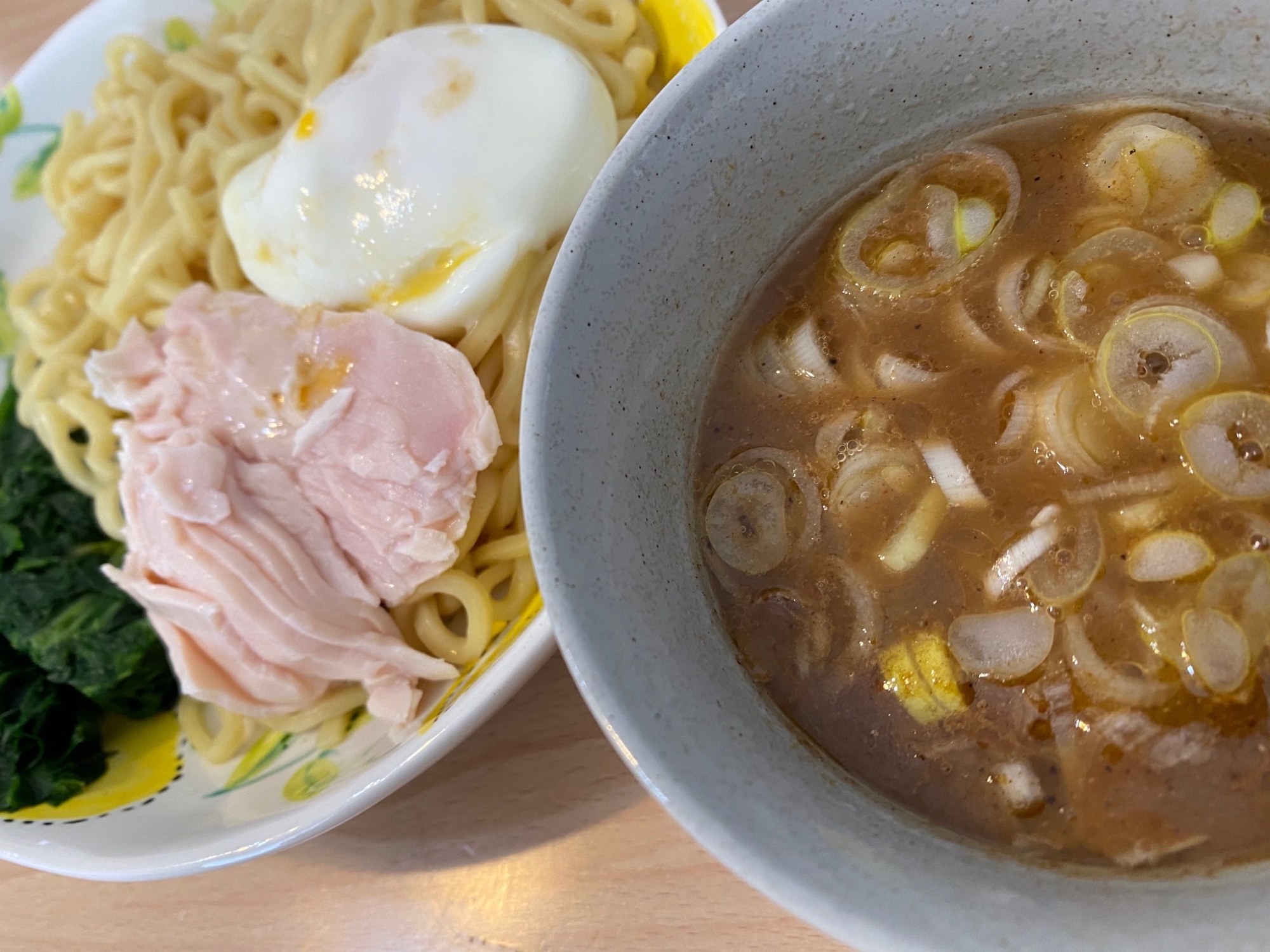 サラダチキンつけ麺