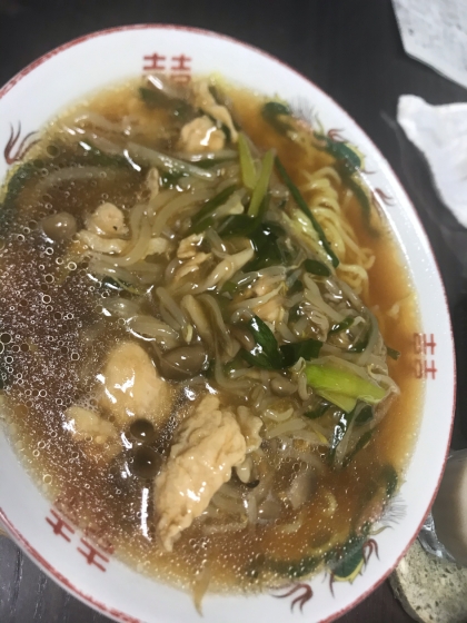 ラーメンにのせてみました。
お店のラーメンになりました。
ありがとうございました。