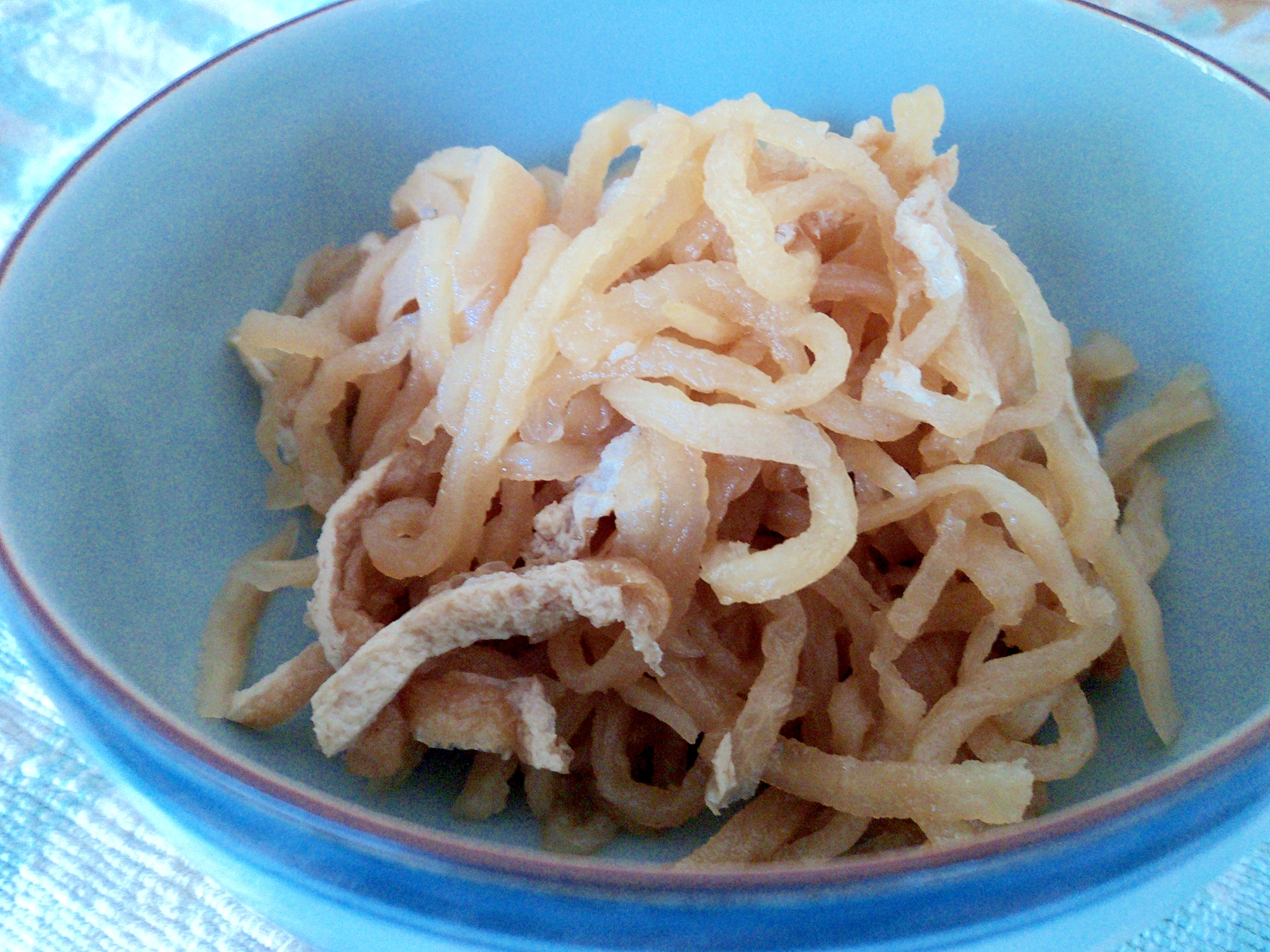 夏は冷やして　切り干し大根の煮物