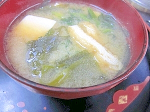 朝の整腸効果☆　塩麹と食物繊維の「豆腐汁」