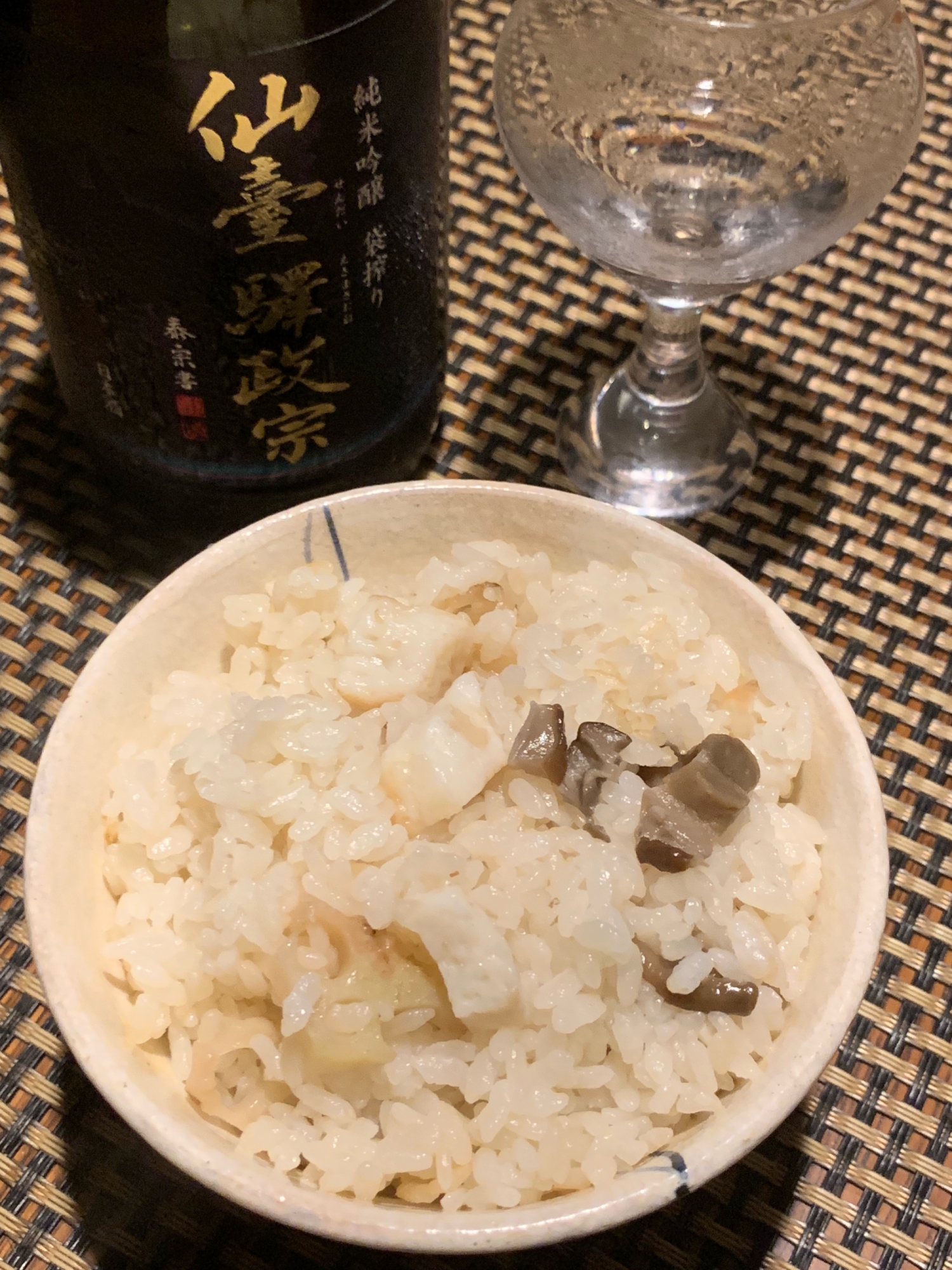 簡単、笹かまと舞茸の炊き込みご飯