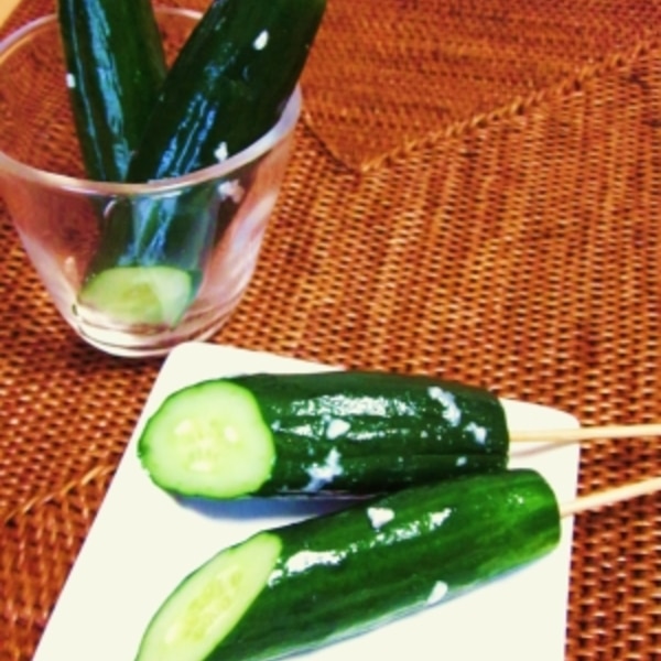 夏だッッ 丸かじり 塩麹できゅうりバー レシピ 作り方 By Saru Bobo 楽天レシピ 夏だッッ 丸かじり 塩麹できゅうりバー レシピ 作り方 By Saru Bobo 楽天レシピ