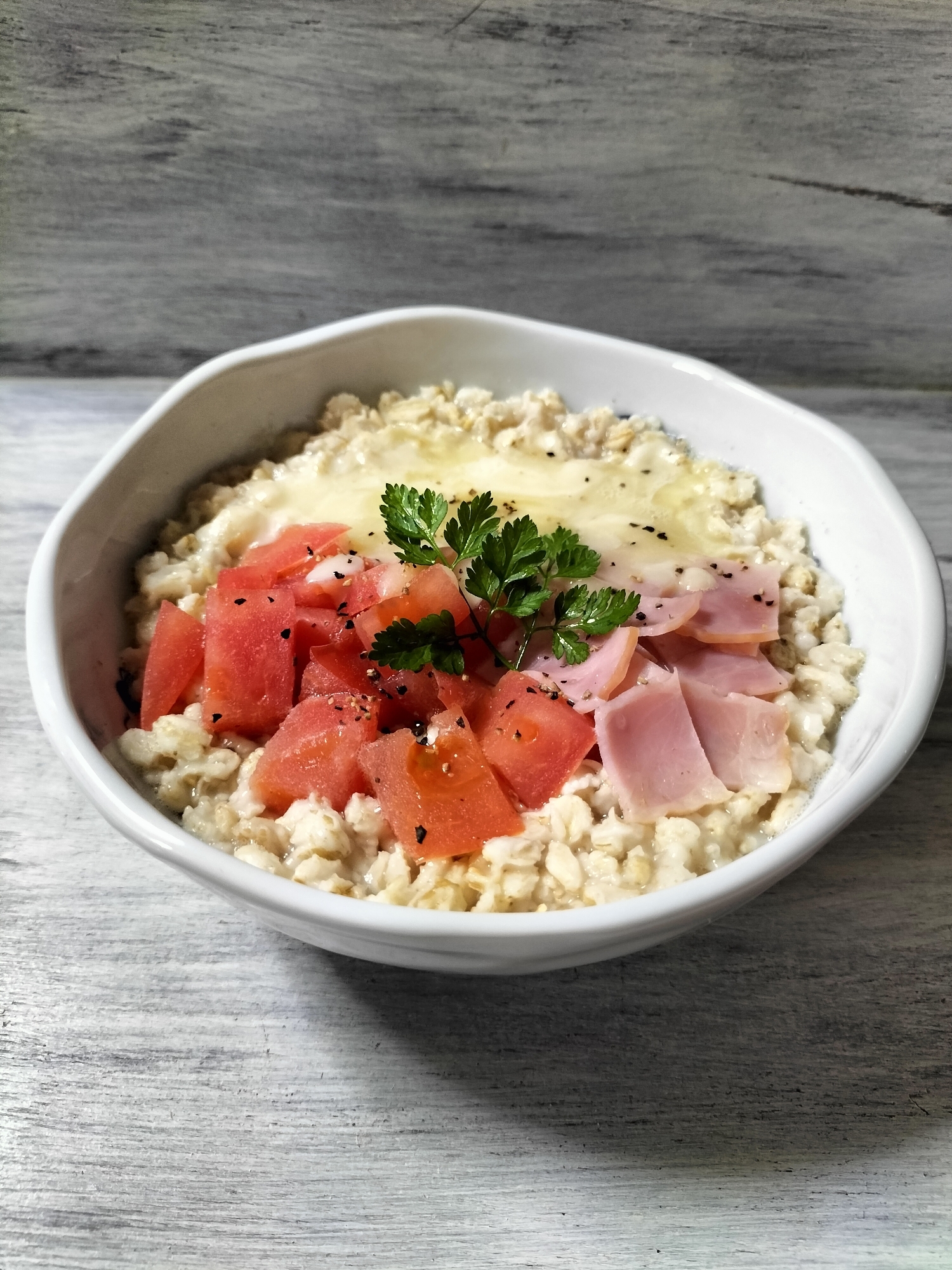 トマトとチーズのイタリアン風オートミール