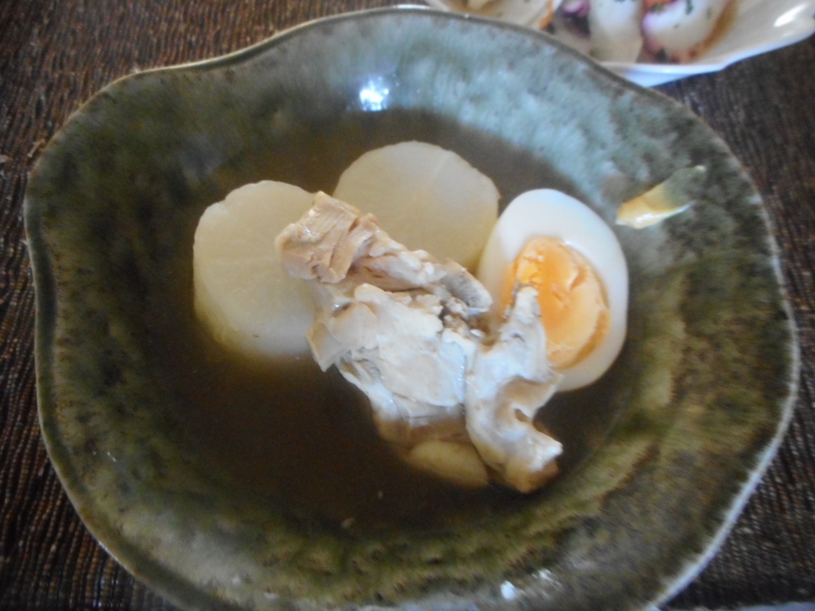 鶏と大根とゆで卵のおでん風