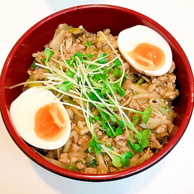 ボリューム満点☆きのこたっぷりひき肉餡かけ丼