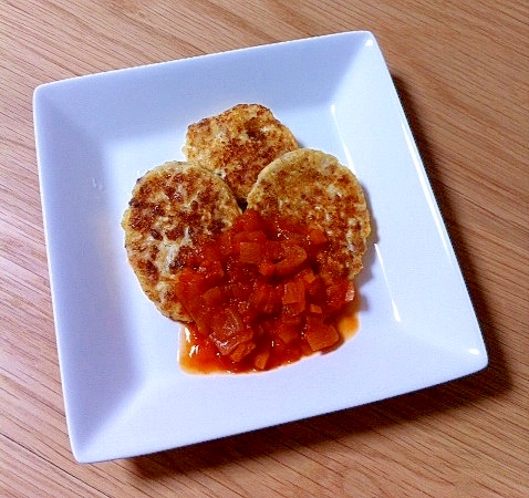 離乳食後期♪ハンバーグのトマトソースかけ☆