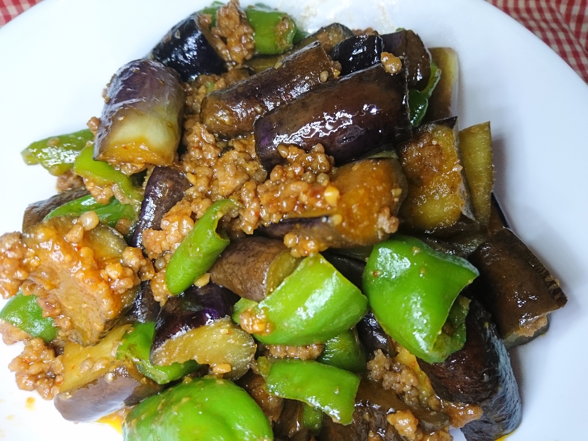 ナスとひき肉とピーマンの豆板醤炒め レシピ 作り方 By あやめぇ レポ返してます 楽天レシピ ナスとひき肉とピーマンの豆板醤炒め レシピ 作り方 By あやめぇ レポ返してます 楽天レシピ