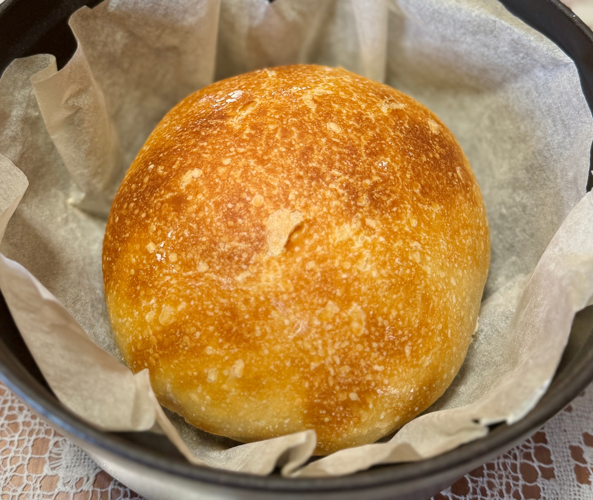 ストウブで！外はカリッと中はしっとり☆こねないパン