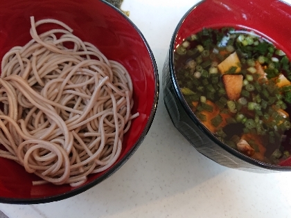 ネギ塩鶏つけ蕎麦