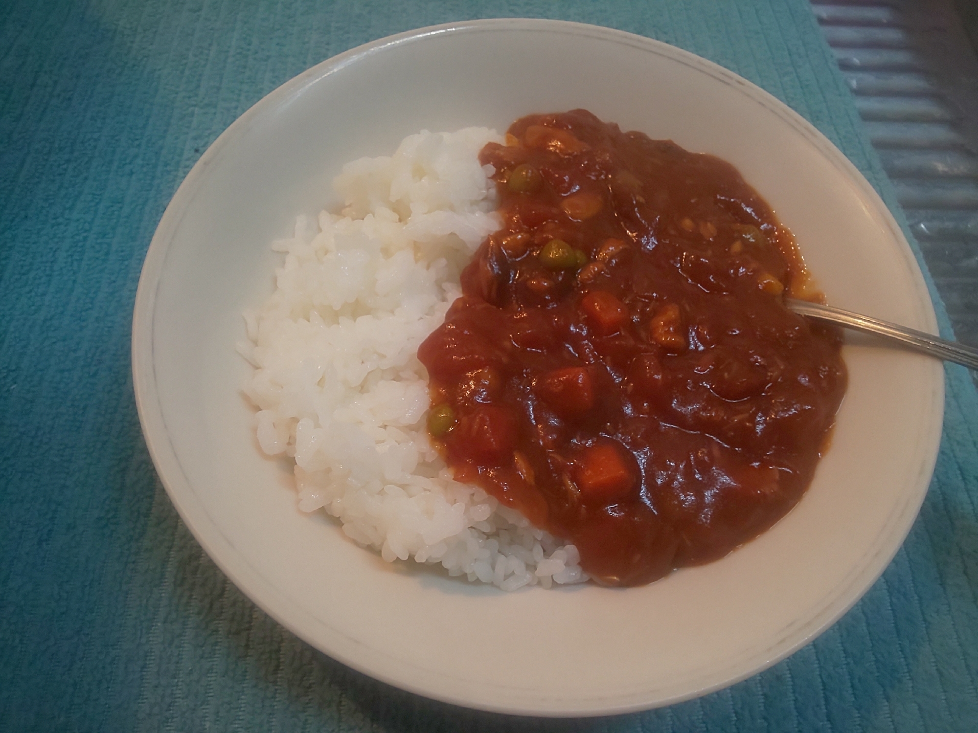 ツナ缶とトマト缶で♪簡単カレー