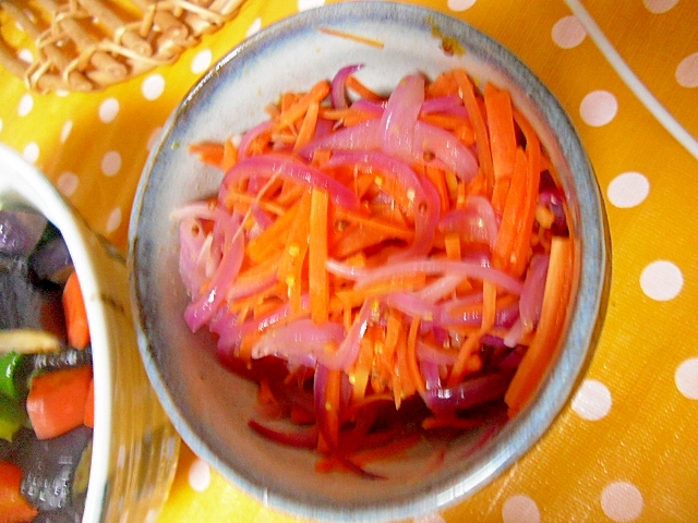 紫たまねぎとにんじんのナムル レンジで簡単 レシピ 作り方 By ミスチバス 楽天レシピ 紫たまねぎとにんじんのナムル レンジで簡単 レシピ 作り方 By ミスチバス 楽天レシピ