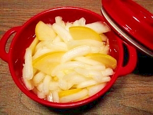白菜の芯☆リンゴ漬け