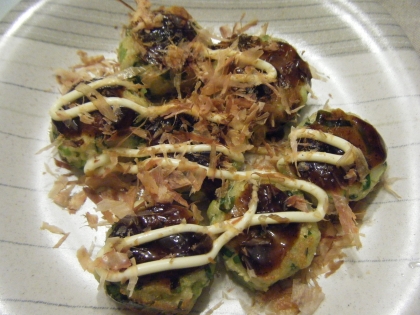 小さくて食べやすかったです(*^_^*)旦那さんが、ふつうのお好み焼きより好き☆と言ってました♪リピ決定です(*^_^*)