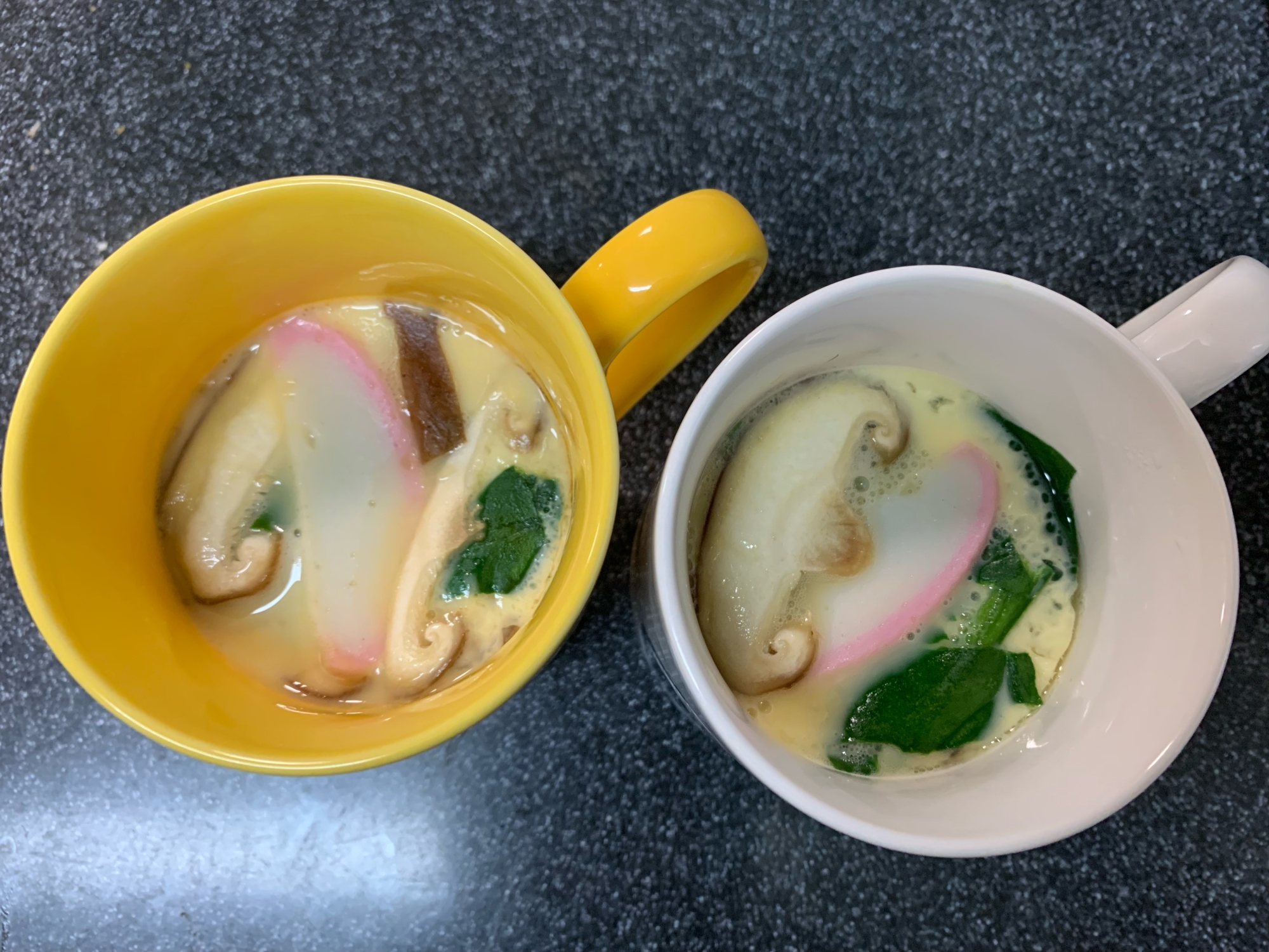 冷蔵庫にあるもので！レンジ茶碗蒸し♪