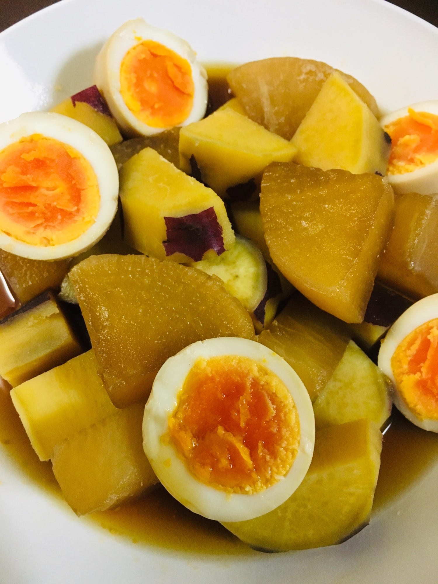 さつま芋と大根と玉子で煮物★