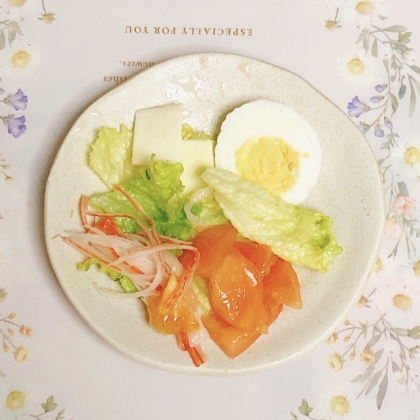 カニかま＆ミックスビーンズのサラダ（トマトetc）