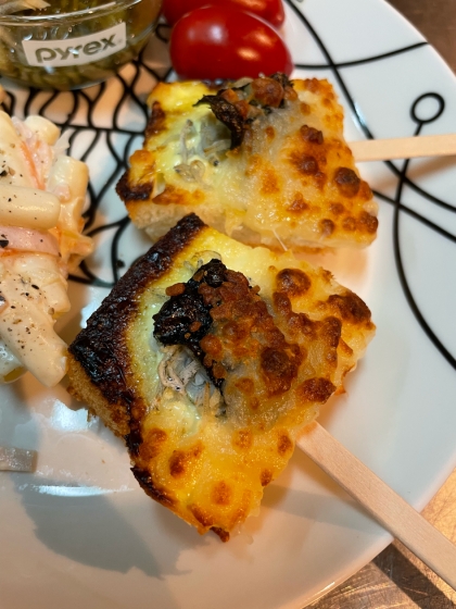 チーズとしらすトースト