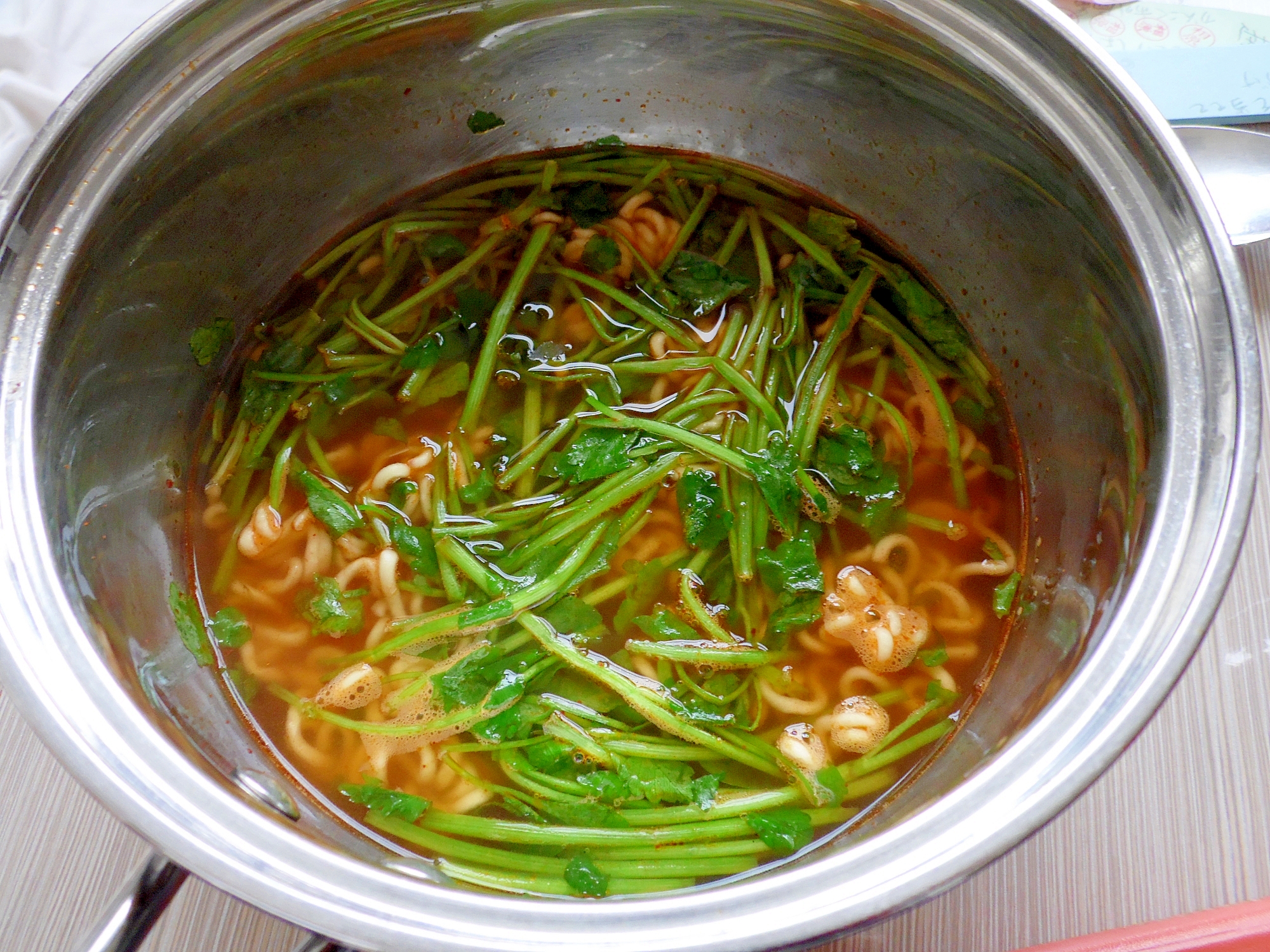 ダイエット中 我慢できないときの芹ラーメン レシピ 作り方 By 松子 女 楽天レシピ