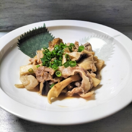 甘辛ダレでご飯が進む♡豚こまとエリンギのしぐれ煮