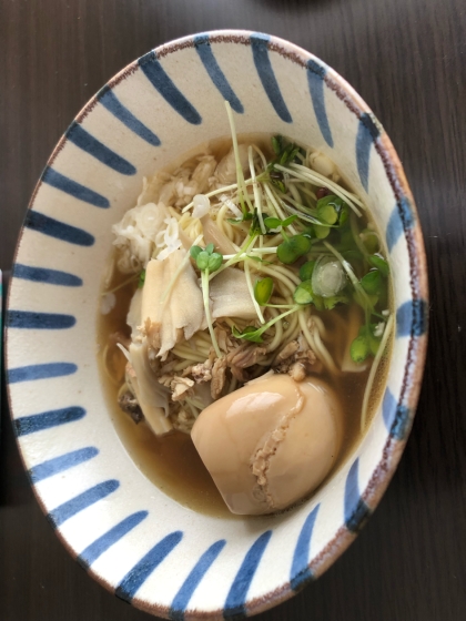 スープから作る醤油ラーメン