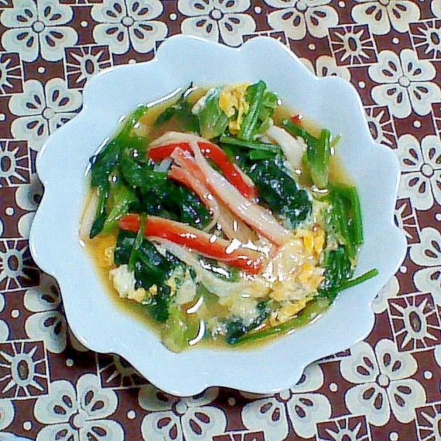 ほうれん草・白菜・カニかまの玉子とじ（だし汁多め）