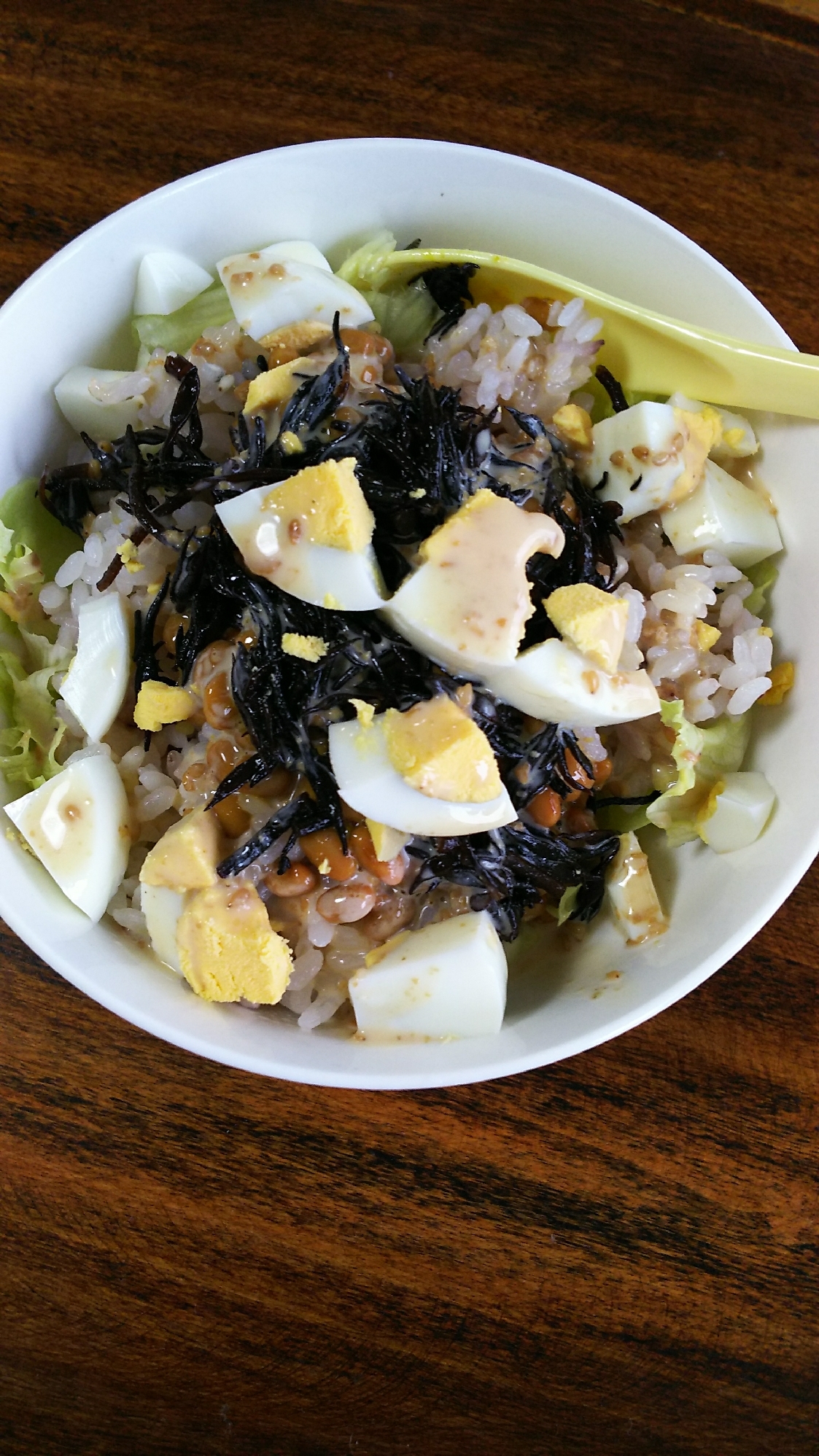 納豆&ひじき&茹で玉子のサラダご飯
