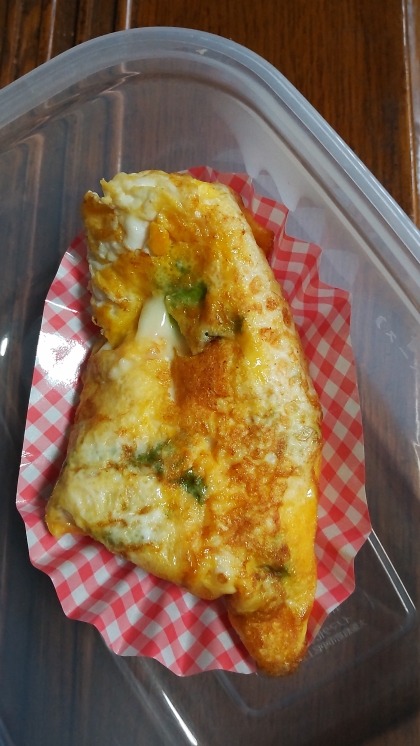 レタス合いますね！出来立てが食べたかったですが、お弁当でもすごく美味しかったです(*^-^)