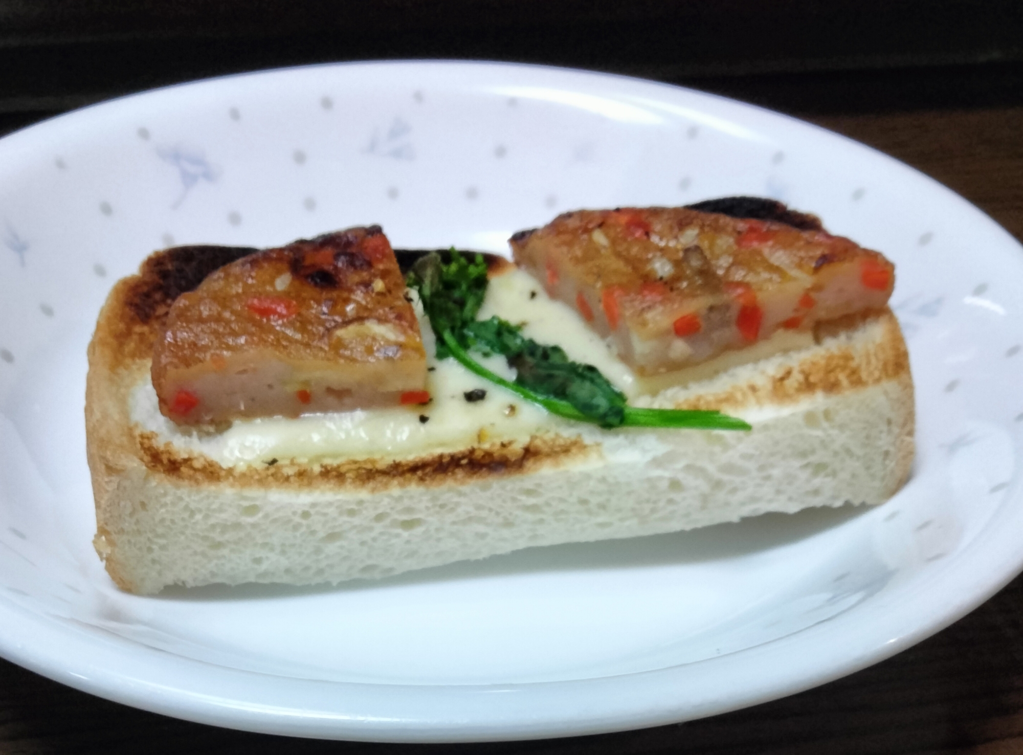 チーズトーストアレンジ さつま揚げ&菜の花