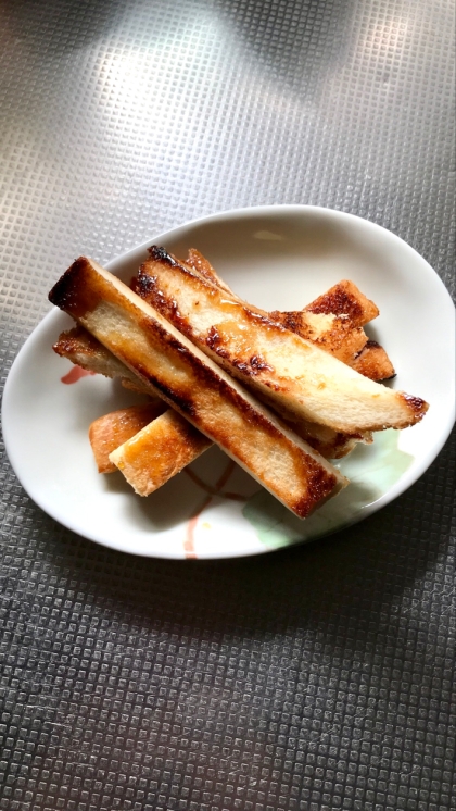 こんにちは♪
おやつタイムにカリカリで甘いパン耳美味しくいただきました✨
ごちそうさまでした(ᵔᴥᵔ)