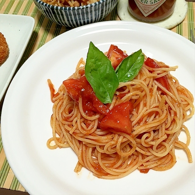 冷製パスタの基本のキをほぼトマト缶だけで見せたげる