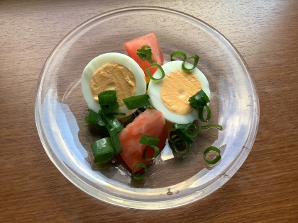 ネギとミニトマト茹で卵のおつまみプレート