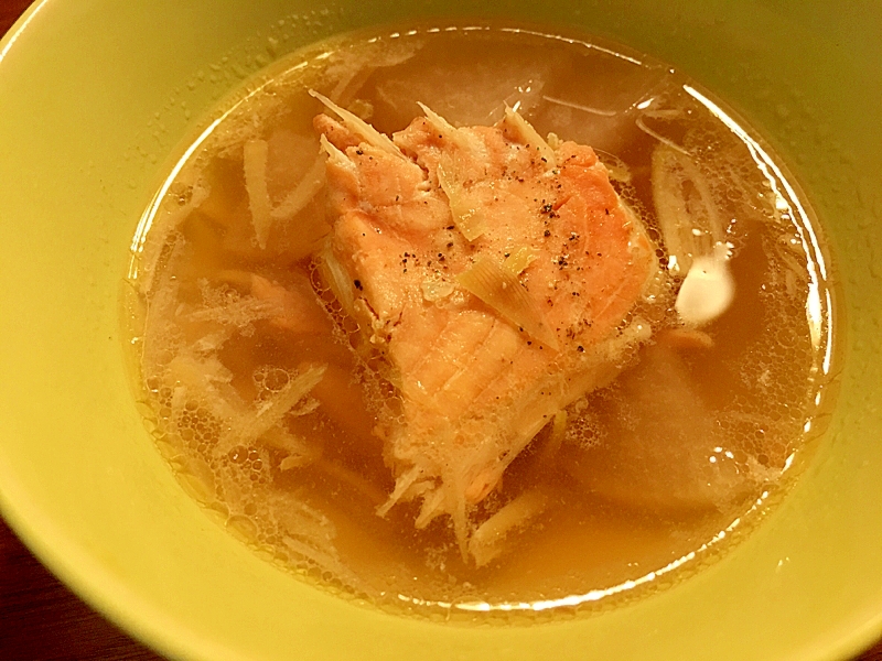 鮭と大根のスープ