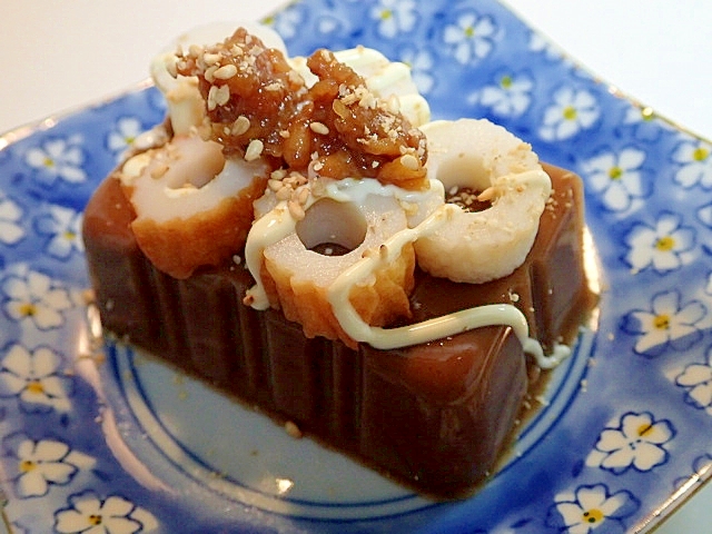 金山寺味噌マヨで　竹輪のせてＷ胡麻豆腐